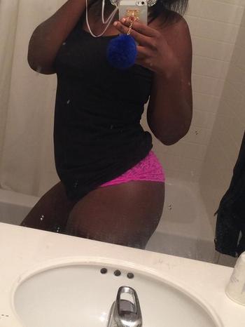 , 18  female escort, Milwaukee