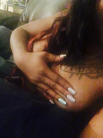 , 25 African American female escort, Milwaukee