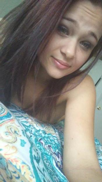, 20  female escort, Milwaukee