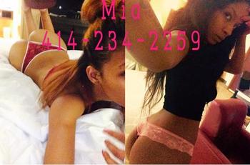 , 20 Latino/Hispanic female escort, Milwaukee