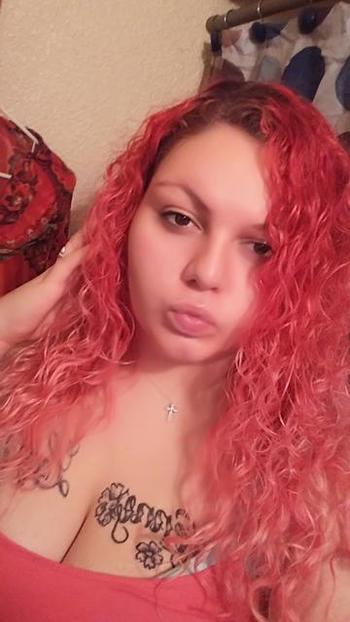 , 22  female escort, Milwaukee