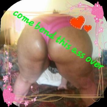 , 23  female escort, Milwaukee