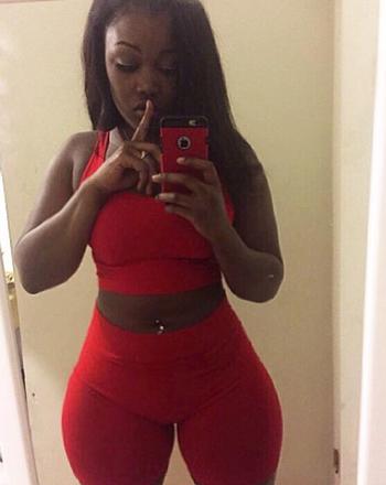 , 23  female escort, Milwaukee