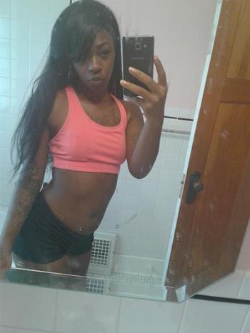 , 20  female escort, Milwaukee