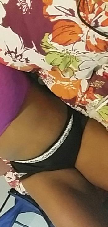 , 25  female escort, Milwaukee