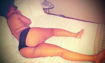 , 21  female escort, Milwaukee