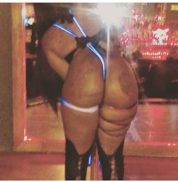 Dymond, 24  female escort, Milwaukee