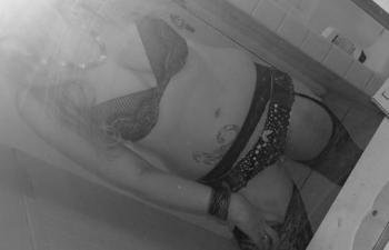 Heather, 32  female escort, Milwaukee