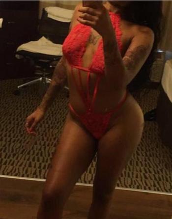 2626767987, 26 African American female escort, Milwaukee