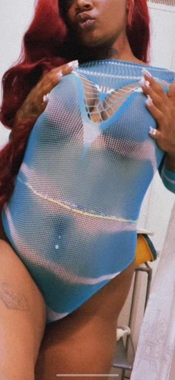 	Coco Kiss, 24  female escort, Milwaukee