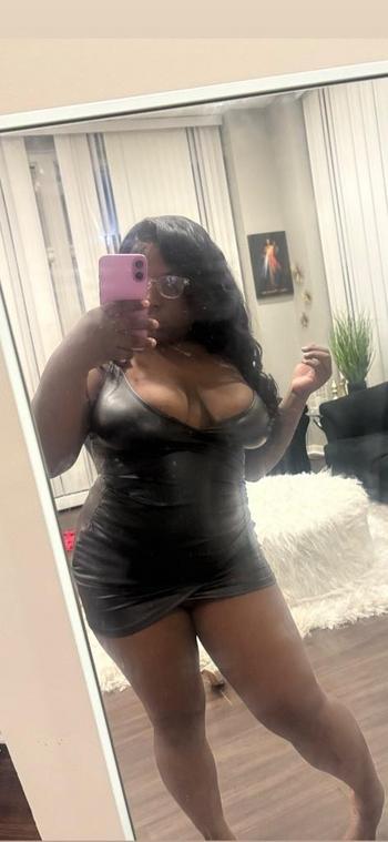 ASIA , 20  female escort, Milwaukee