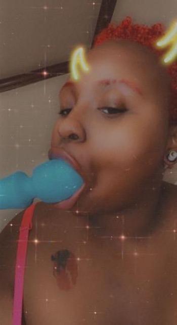 4142101104, female escort, Milwaukee