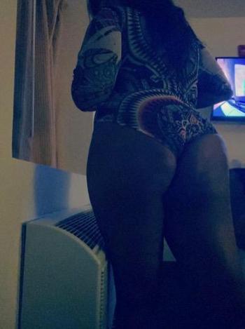 4143487713, female escort, Milwaukee