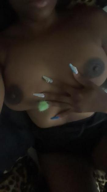 4142956841, female escort, Milwaukee