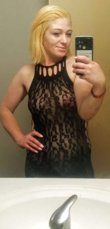 escort photo 1